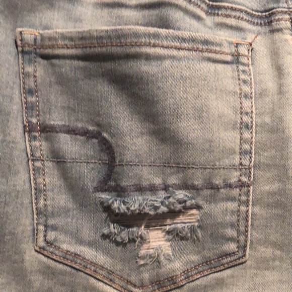 American Eagle Denim Shorts - Picture 3 of 3